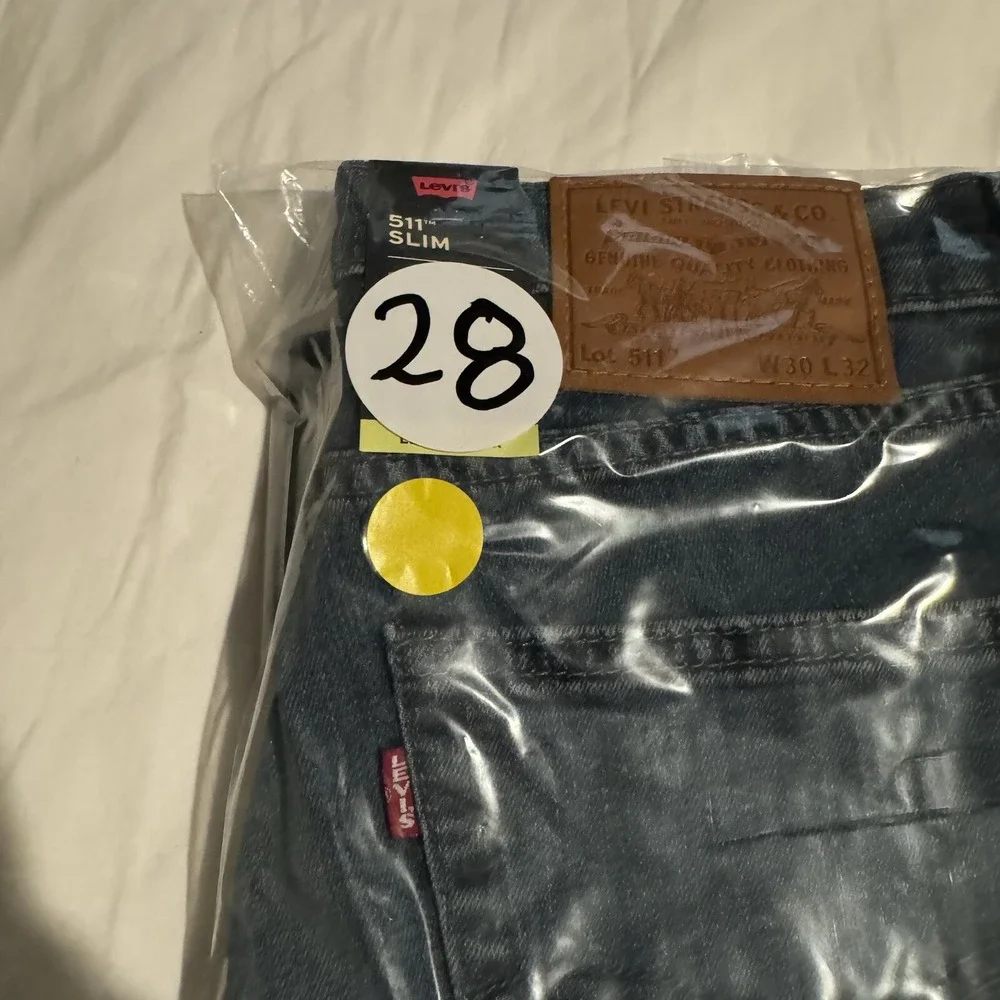NEW - Levi's Premium 511 Slim Flex Stretch Jeans - Men's 30x32 Fits (30x30)